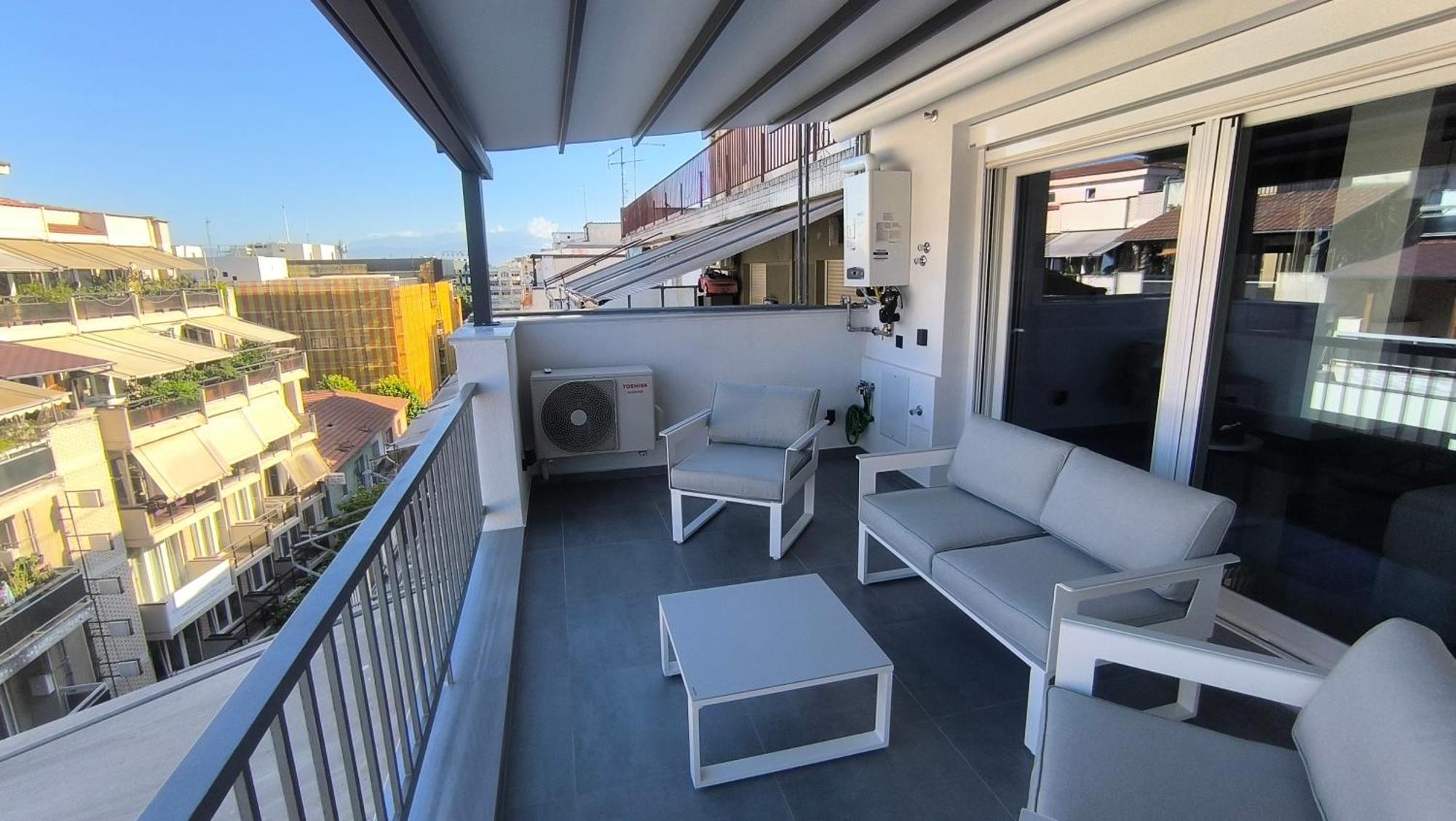 Larisa Absolute Suites, Sky View Smart Home Екстериор снимка