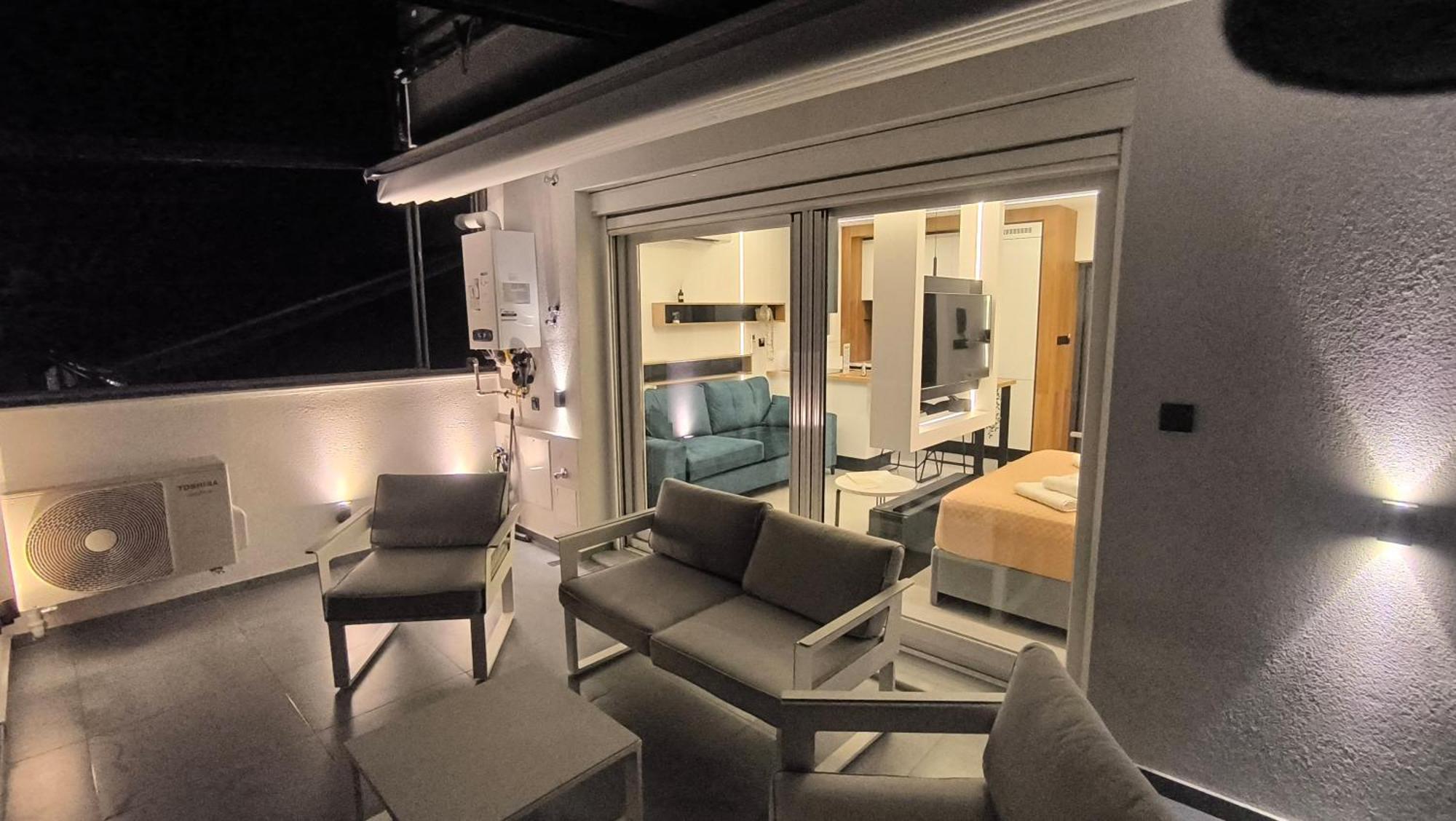 Larisa Absolute Suites, Sky View Smart Home Екстериор снимка