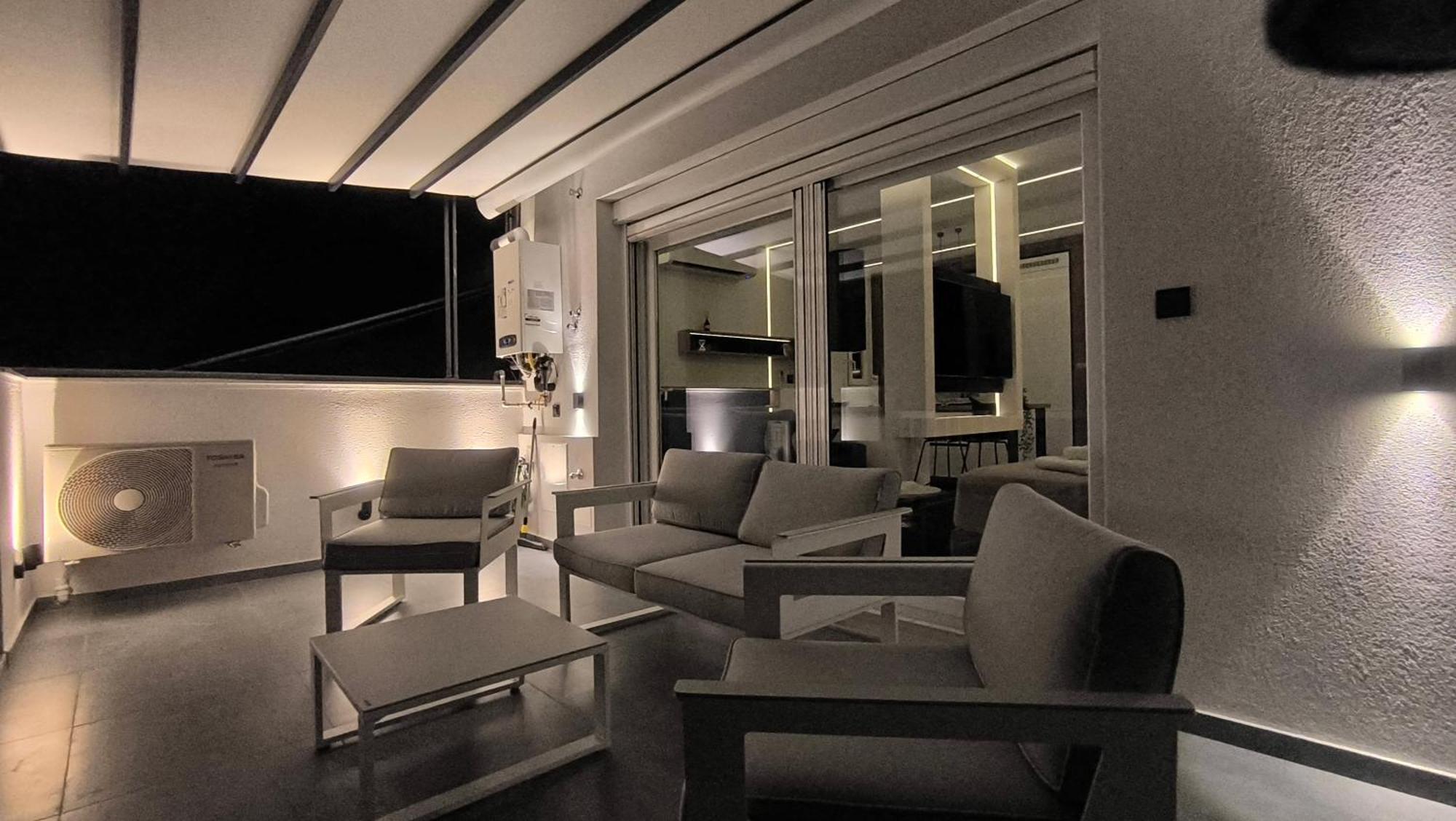 Larisa Absolute Suites, Sky View Smart Home Екстериор снимка